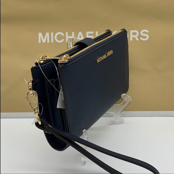 MICHAEL KORS LG DOUBLE ZIP WRISTLET NAVY - Picture 13 of 16